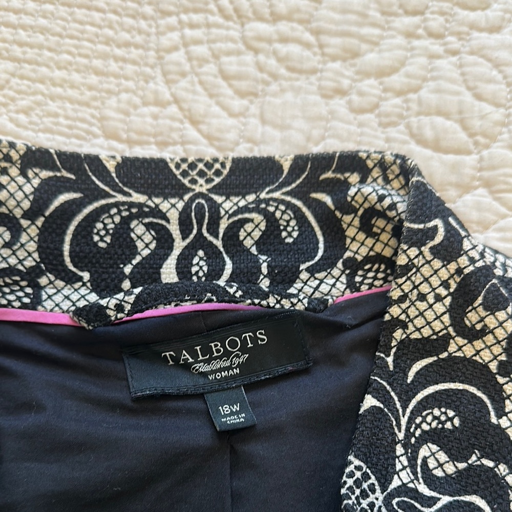 Talbots Black and White‎ Paisley Blazer - Picture 3 of 9